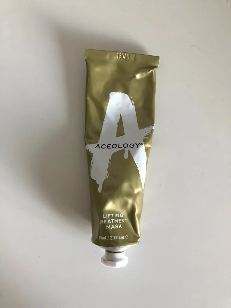 Aceology Lifting Treatment Peel-off Mask photo 1
