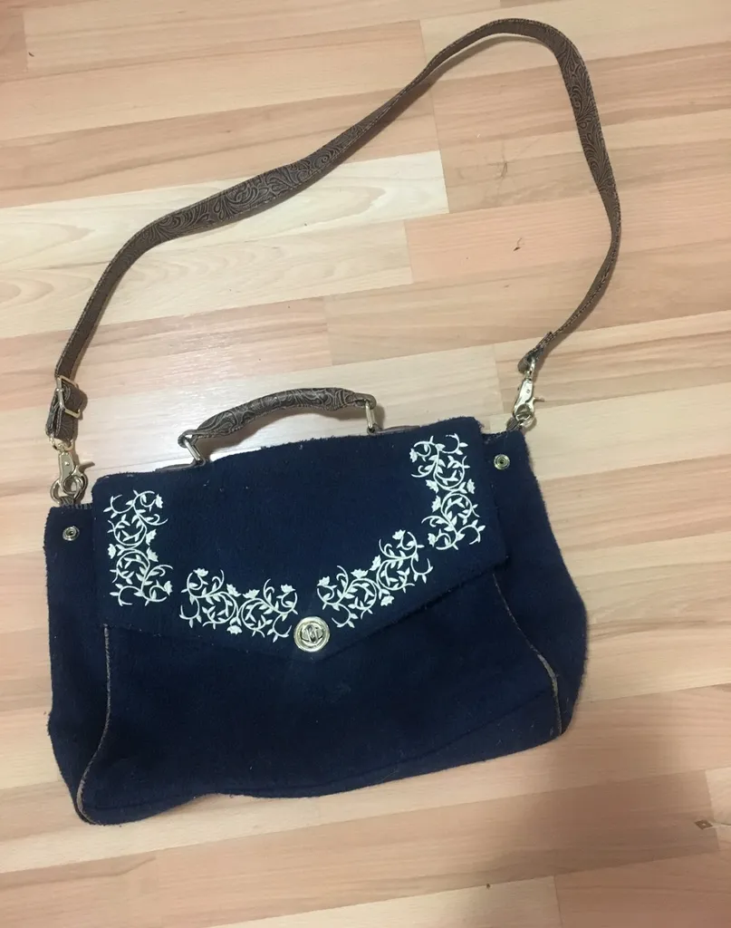 Cute Purse from Paris photo 1