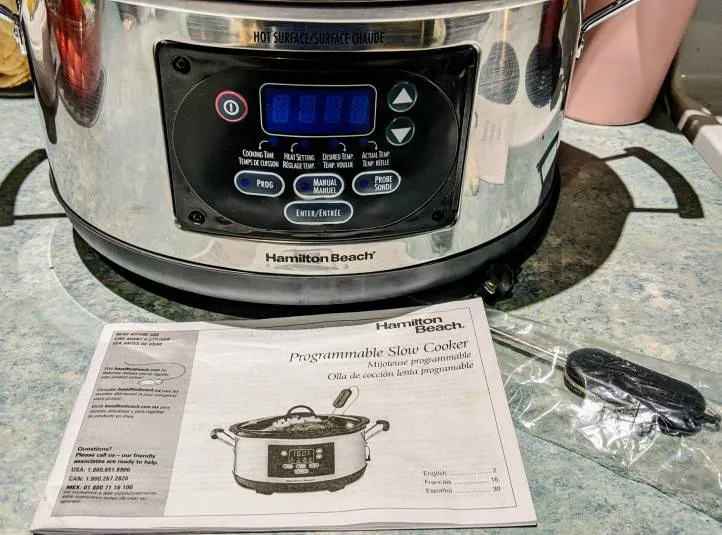 Programmable 6qt Slow Cooker photo 1