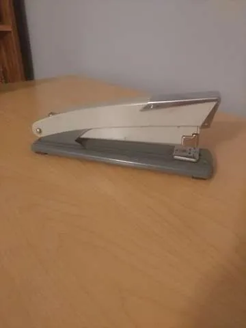 Stapler photo 1