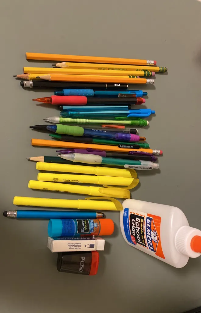 free misc pens/pencils/stationary photo 1