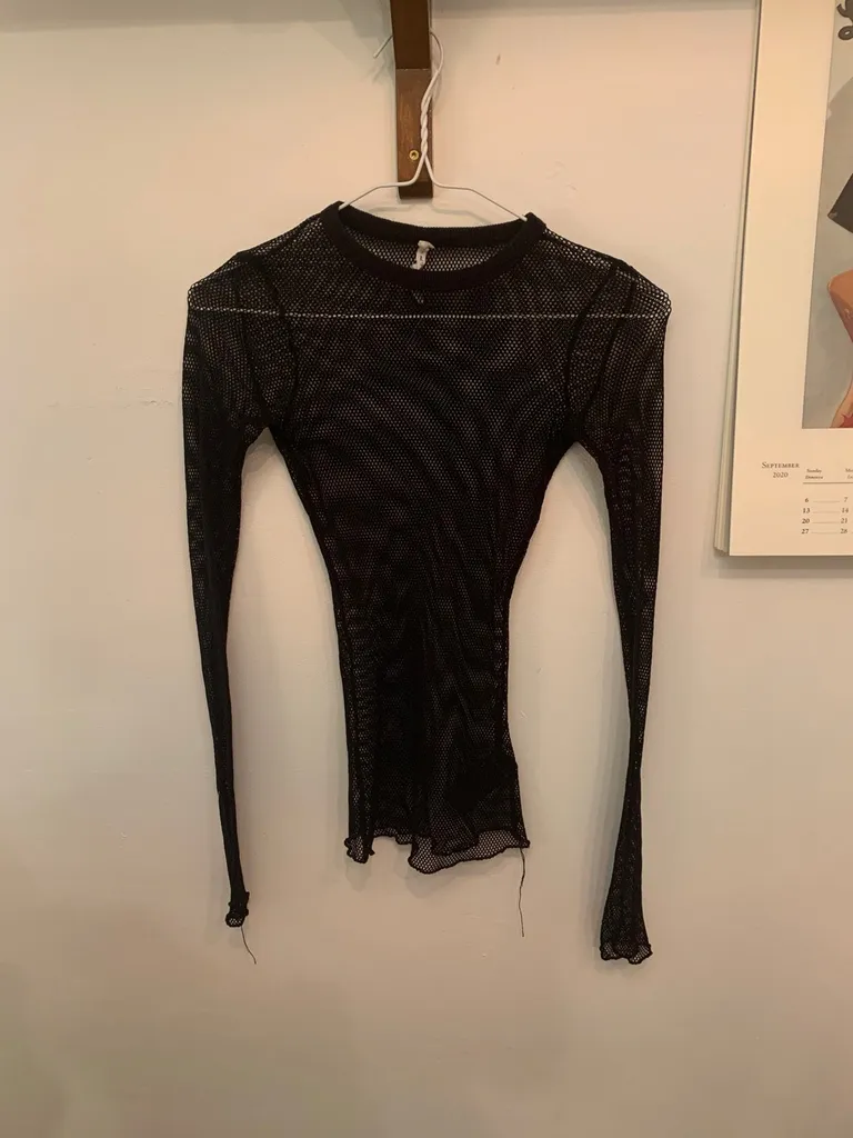 Urban Outfitters Size Small photo 1