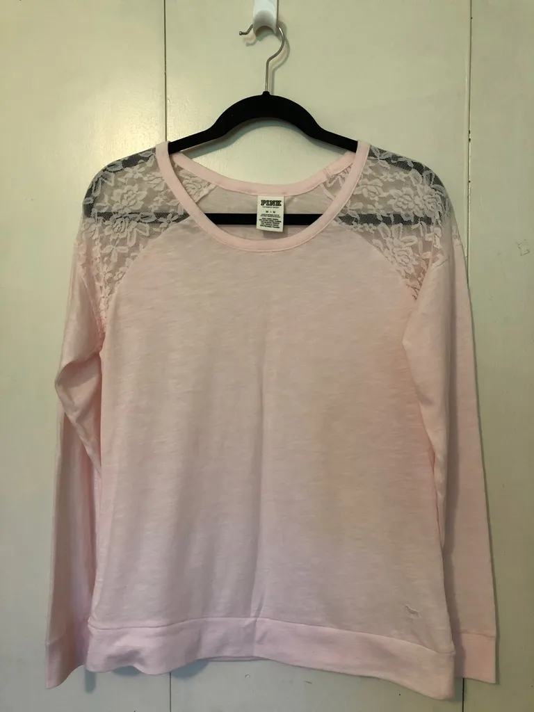 NWOT Pink Long Sleeve Tee Size M photo 1