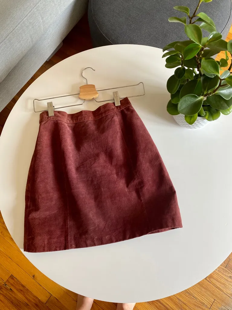 VTG Burgundy Suede Skirt photo 1
