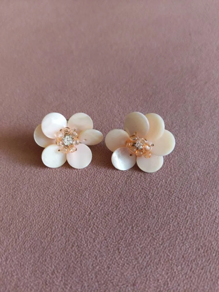 Floral Bead Earrings photo 1