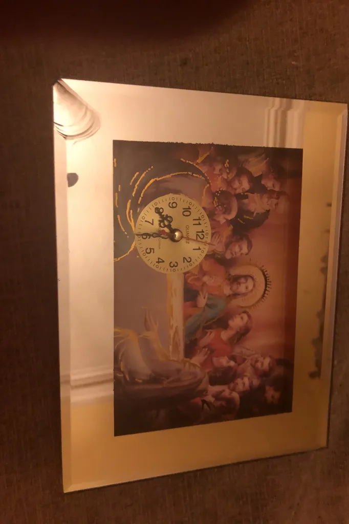 Clock of the last supper photo 1