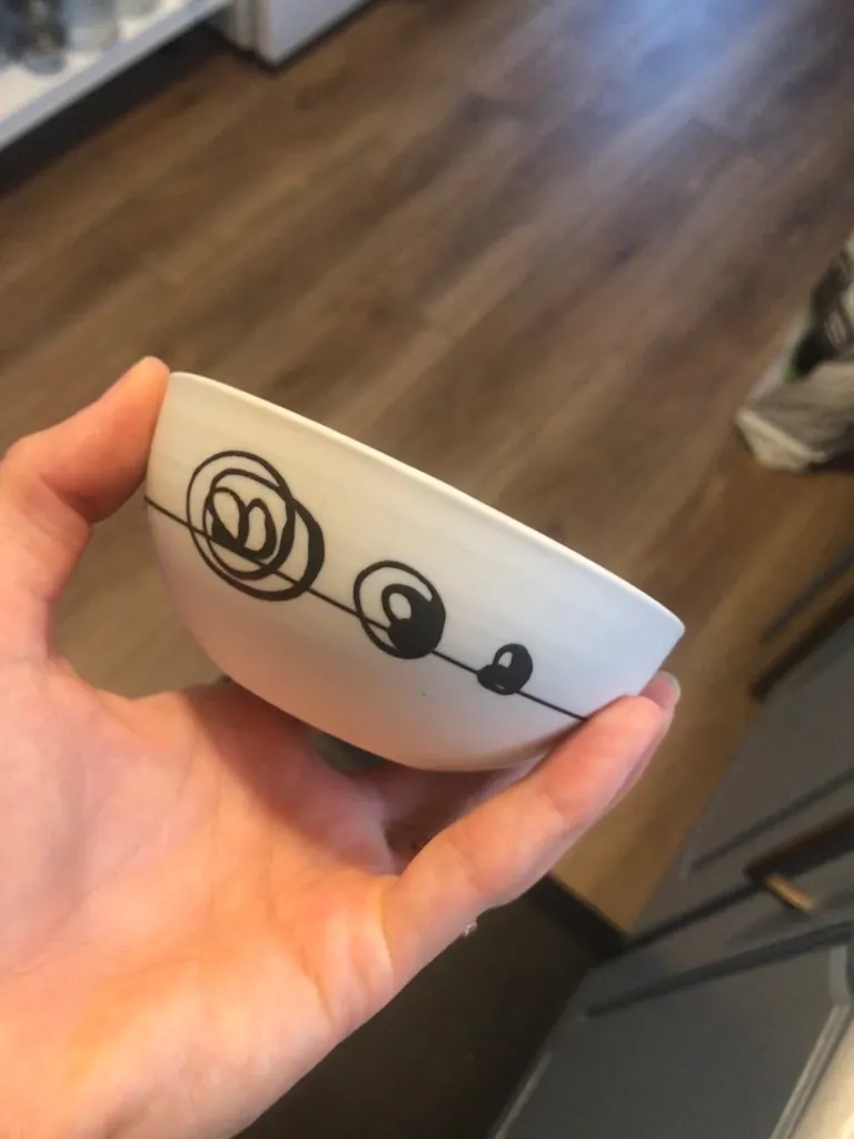 Lovely Pottery Bowl photo 1