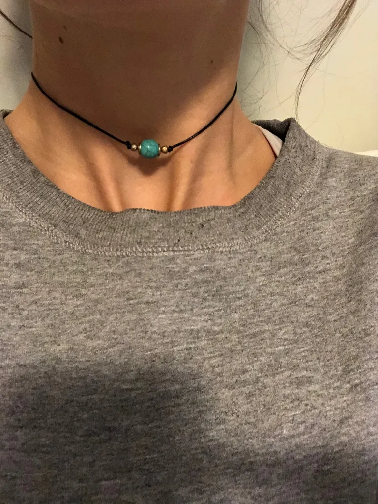 3 Chokers photo 1