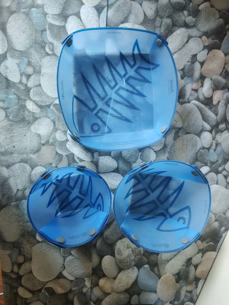 MEC Foldable Camping Plates photo 1