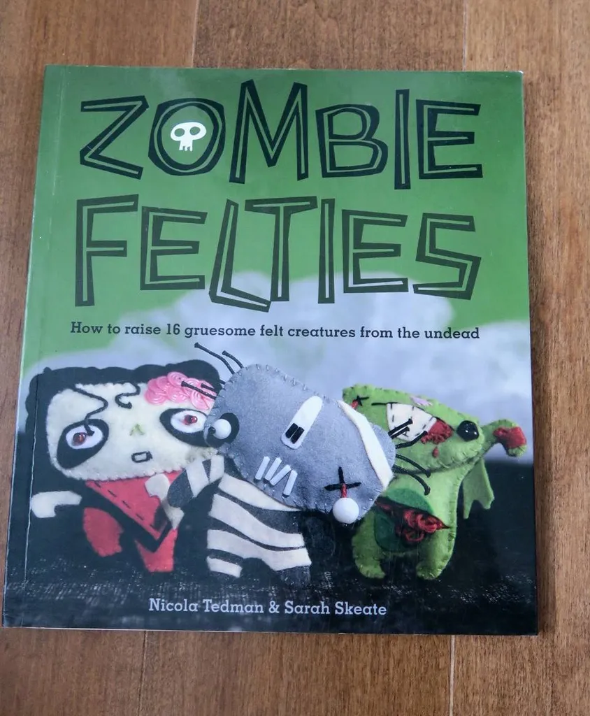 Zombie Felties Book photo 1