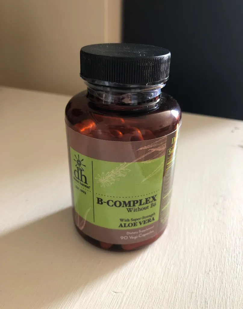 B-complex Without B6 -  Full (used Once Two Capsules) photo 1