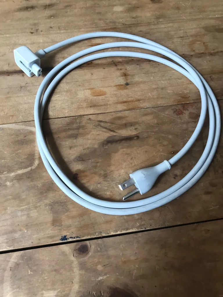 Apple Charger Extension Cord photo 1