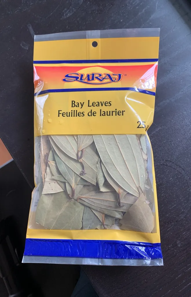 Bay Leaves photo 1