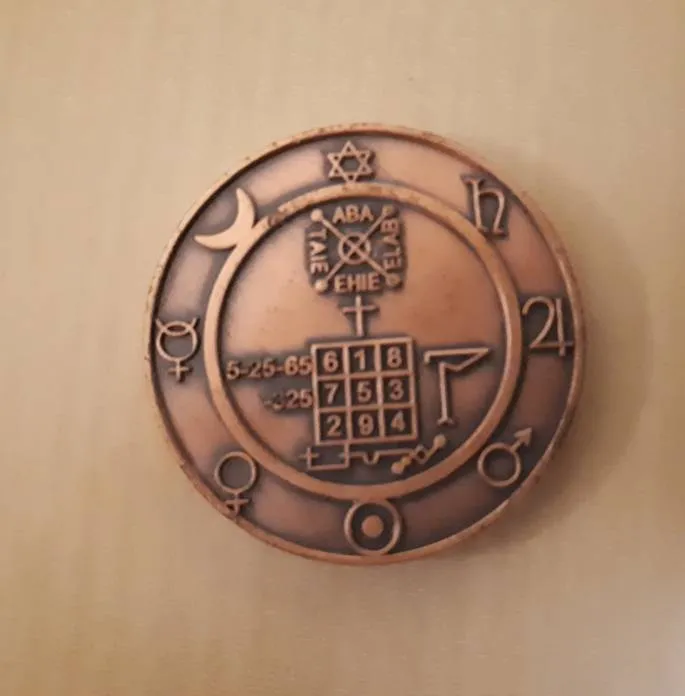 Mysterious Token photo 1