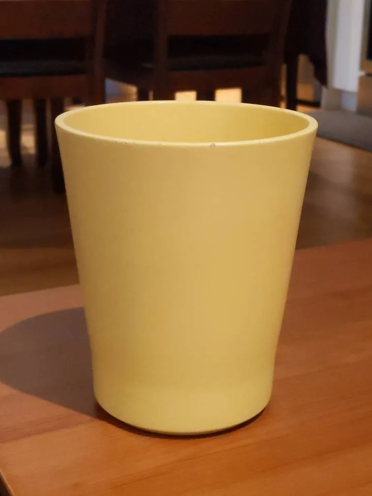 Light Yellow Plant Pot photo 1