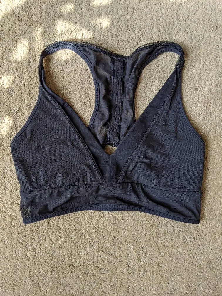 Lululemon Sports Bra photo 1