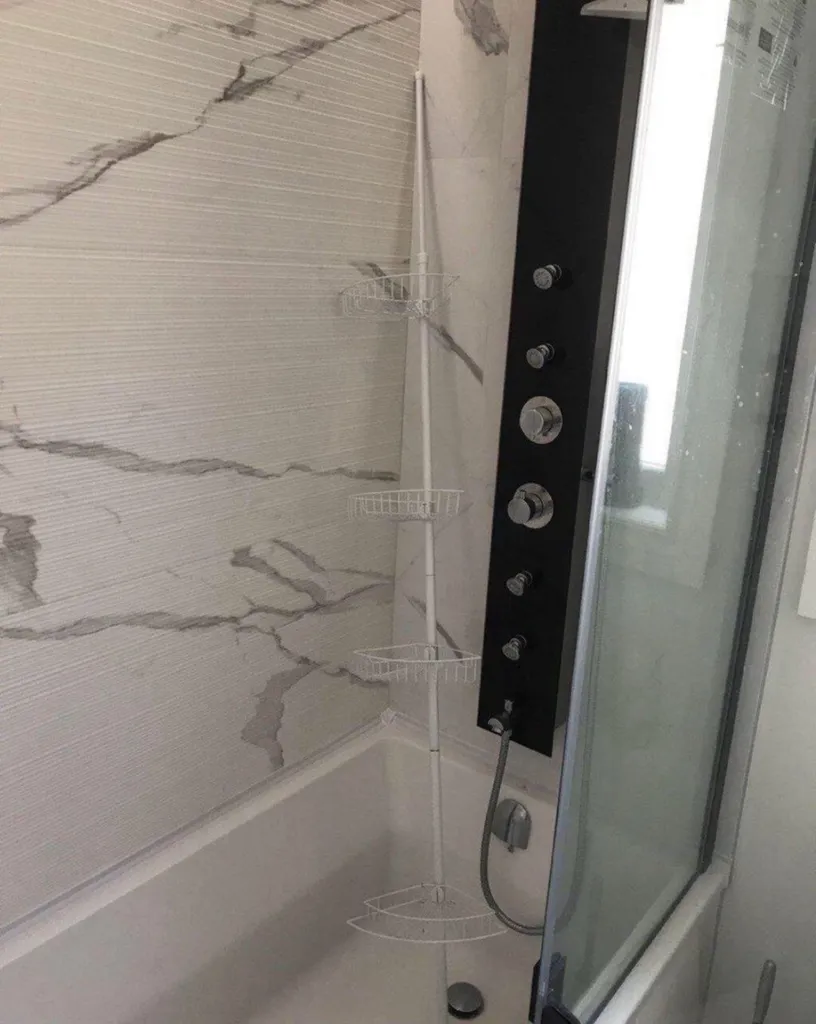 Pressure Shower Caddy photo 1