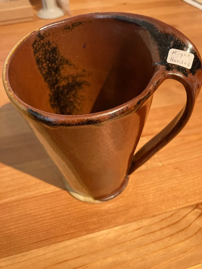 Free- Hand-made Ceramic Right Handed Mug photo 1