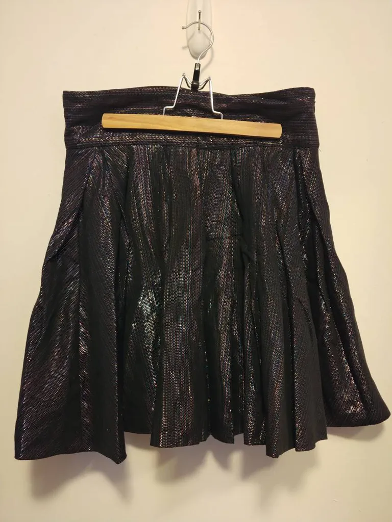 Sparkly Metallic Dark Bubble Skirt photo 1