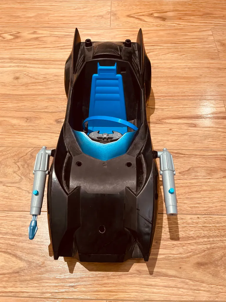 Bat mobile toy photo 1