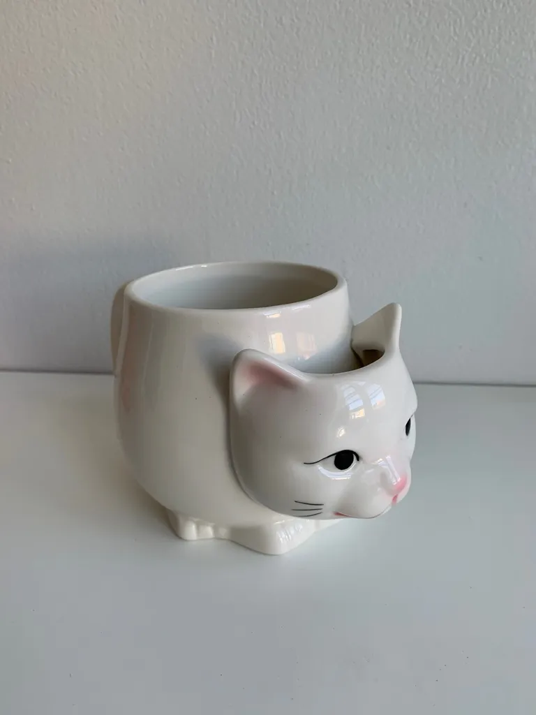 Urban Outfitters Cat Tea Mug photo 1