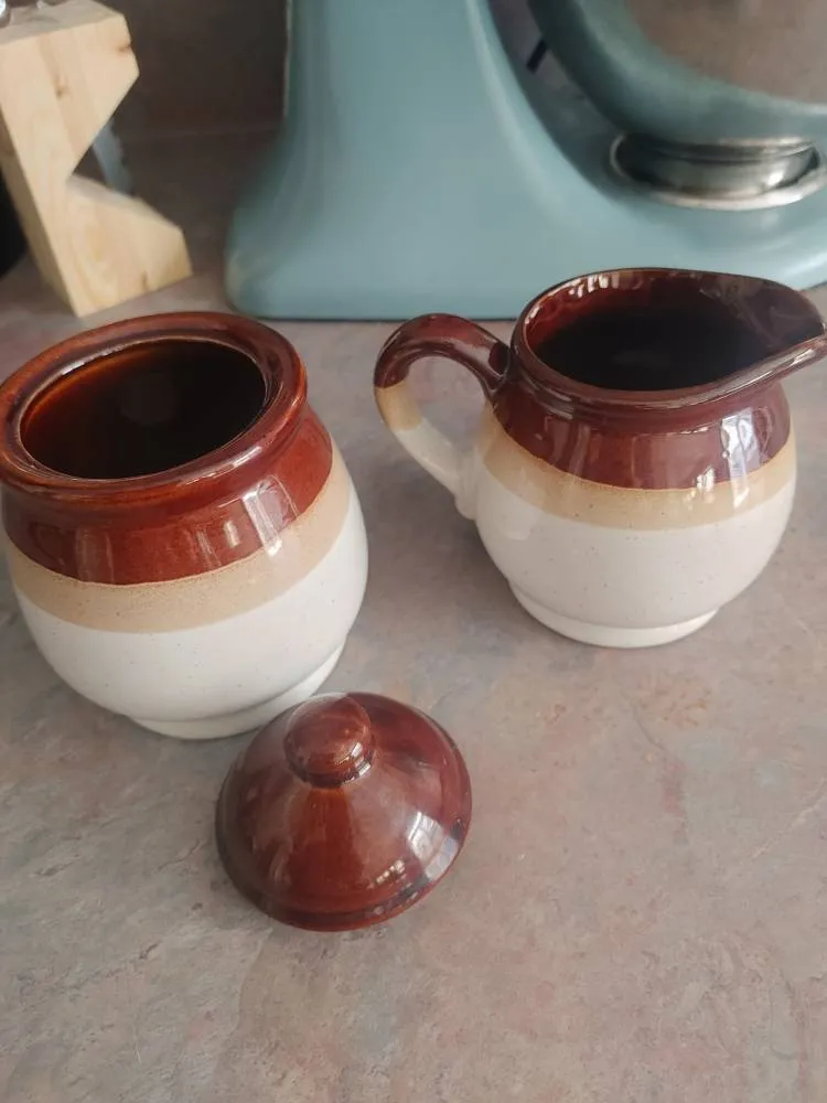 Vintage/retro Creamer And Sugar Bowl photo 1