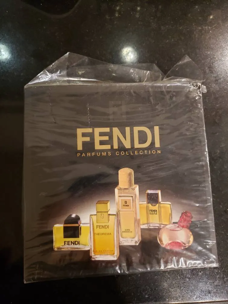 Fendi Travel Size Parfum Collection photo 1