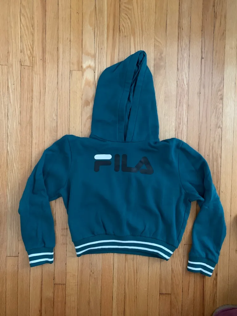 Cropped Fila Sweater photo 1