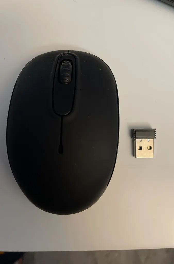 Wireless Mouse photo 1