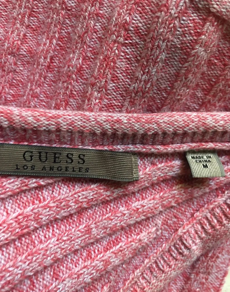 Top Guess - Size M photo 1