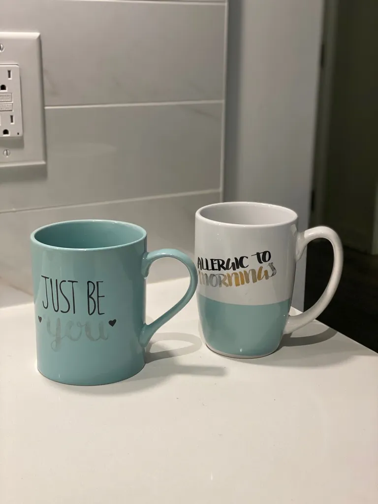 Two Mugs photo 1