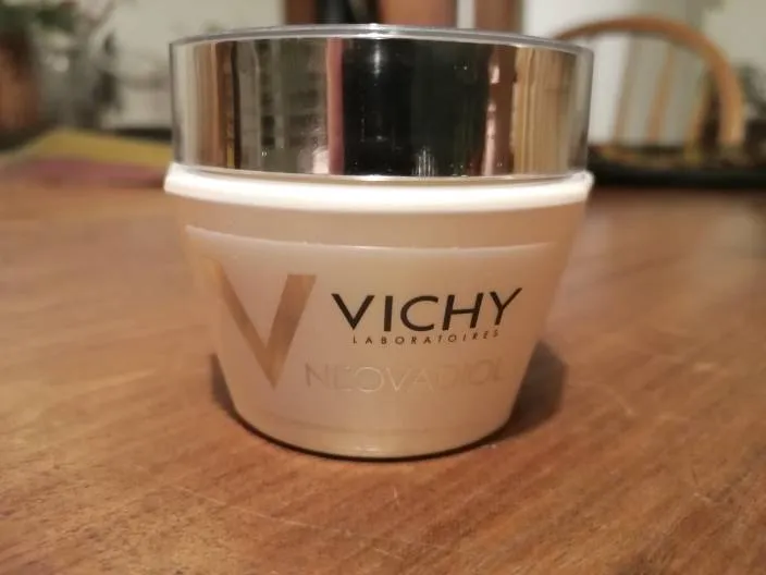 Vichy Neovadiol photo 1