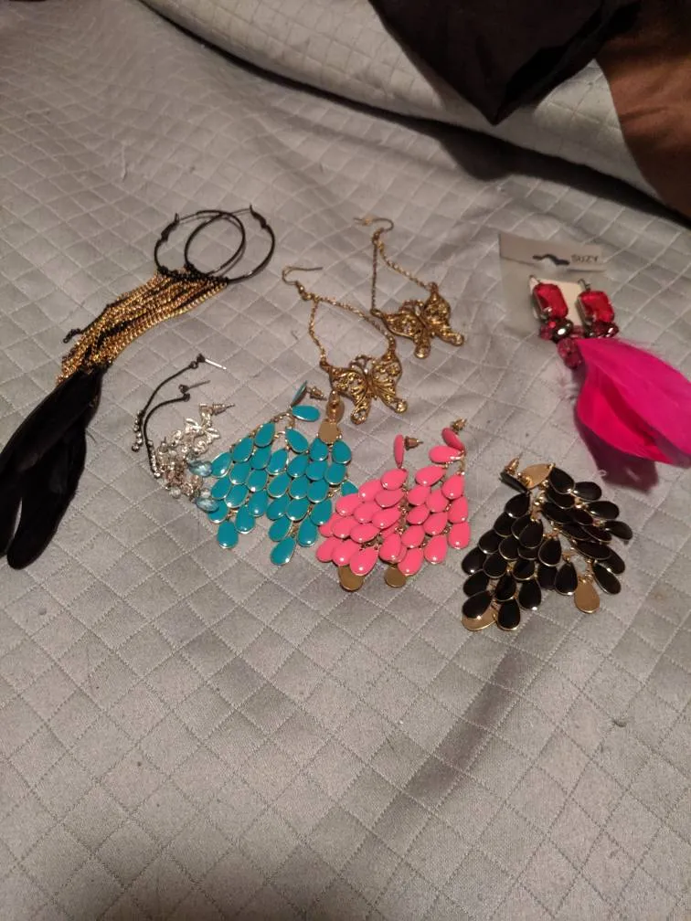 Various Earrings photo 1