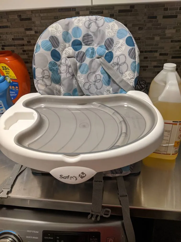 Infant Feeding Seat photo 1