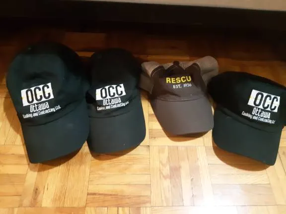 4 Baseball Caps photo 1