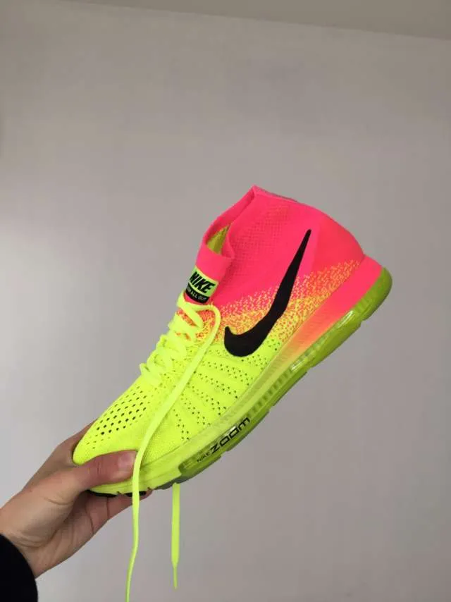 Men's Nike Air Zoom Running Shoes - Size 10.5 photo 1