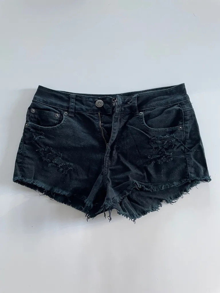 Size 4 AE Ripped Shorts photo 1