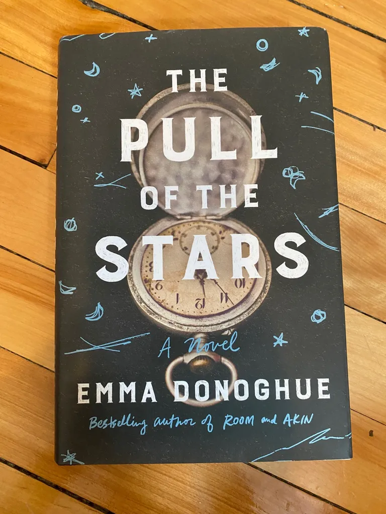 The Pull Of The Stars by Emma Donoghue (hardcover) photo 1