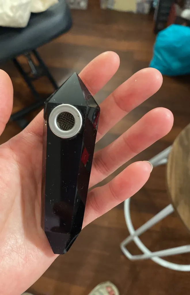 Obsidian Pipe photo 1