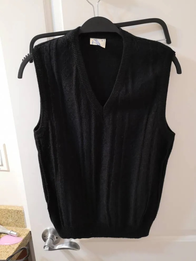 Vest Sweater photo 1
