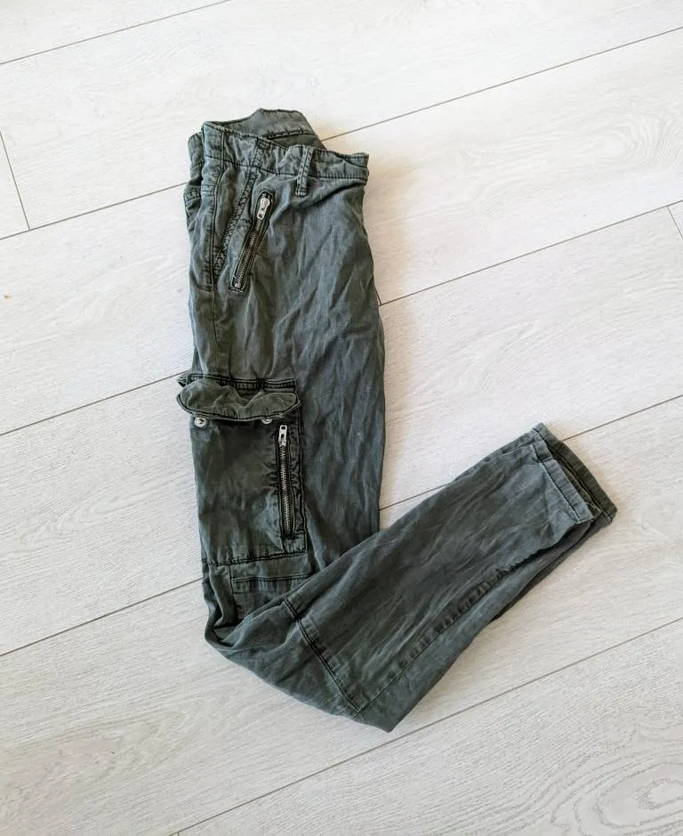 Zara Cargo Pants - Size 4 photo 1