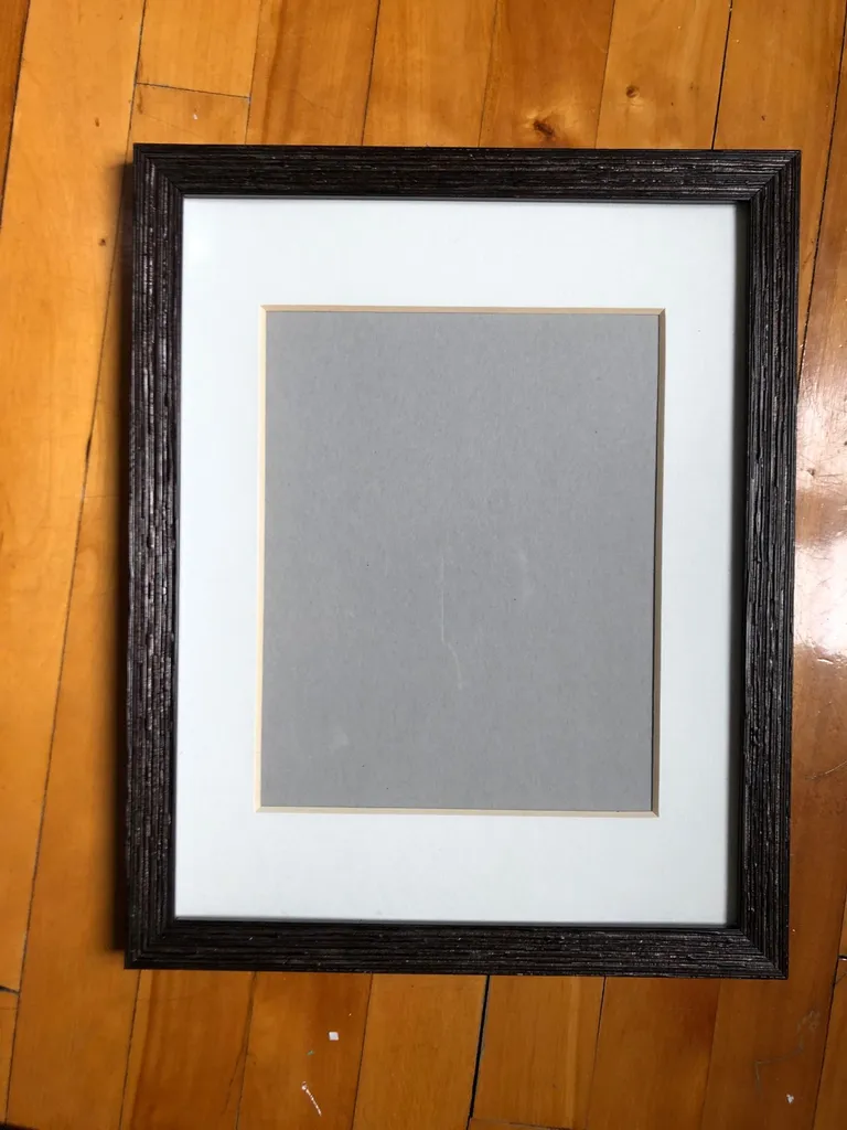 Brown Frame photo 1