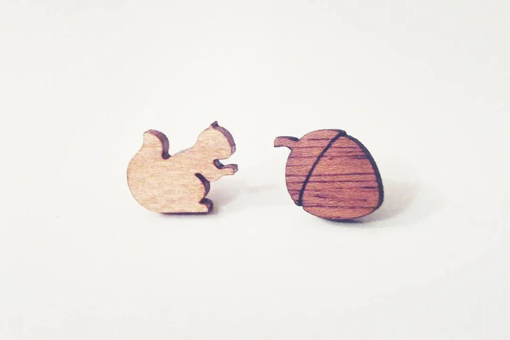 White squirrel and acorn stud earrings photo 1