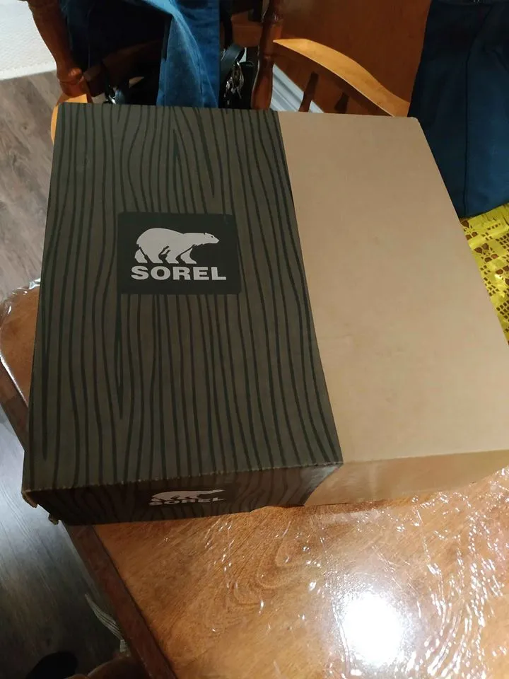 Sorel Boots Size 8 photo 1