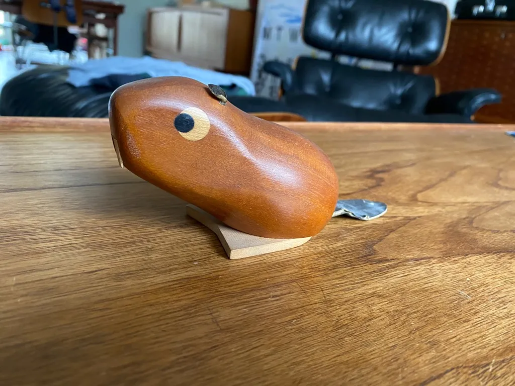 Danish Teak Beaver Animal photo 1