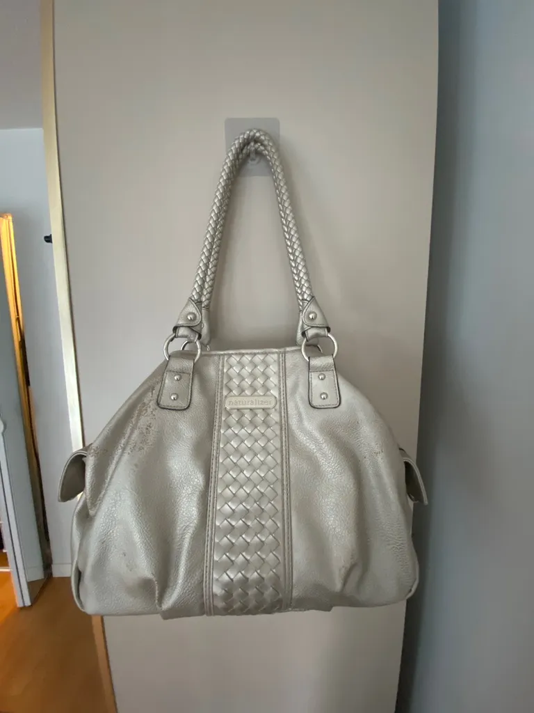 Free Purse (damaged) photo 1