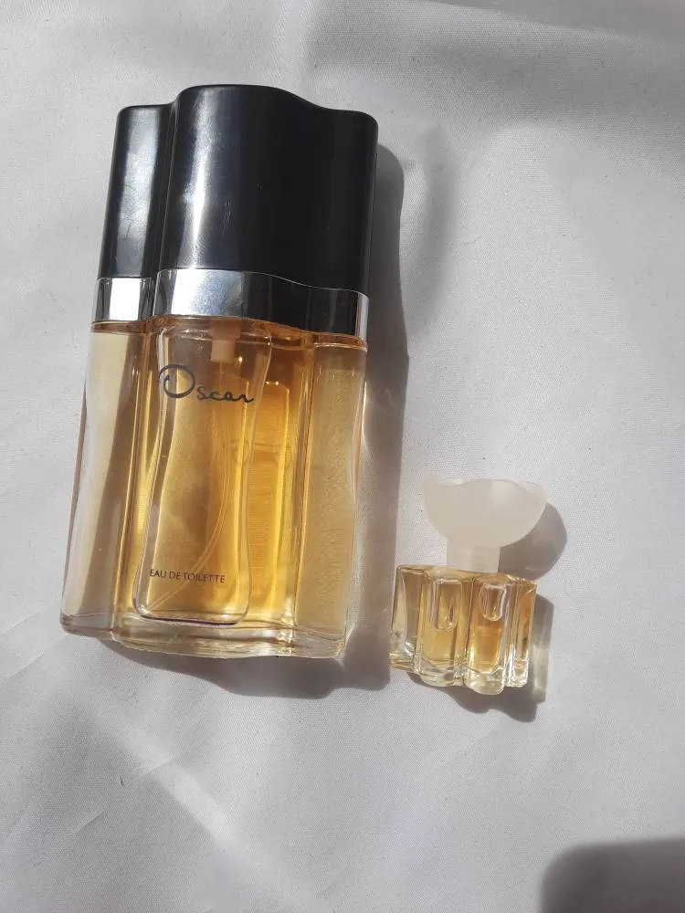 Oscar De La Renta Perfumes photo 1