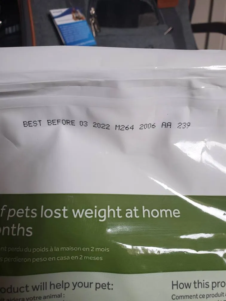 Cat Food- Hills Bag Never Opened photo 1