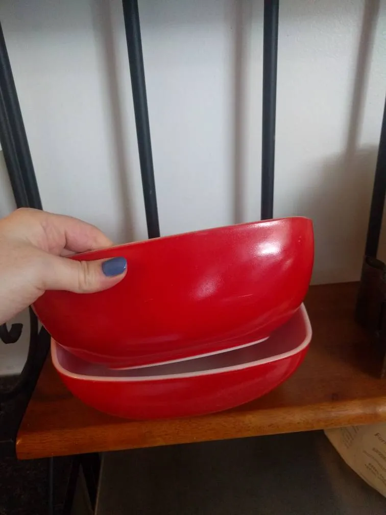 Set Of 2 PYREX Hostess Bowls photo 1