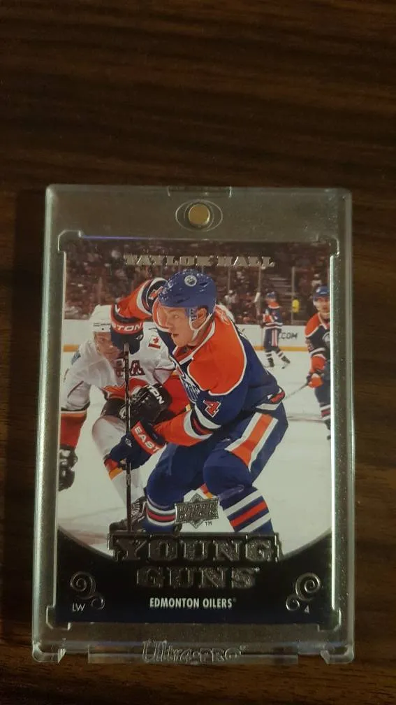 Matthews/Nylander YG's Checklist Canvas photo 1